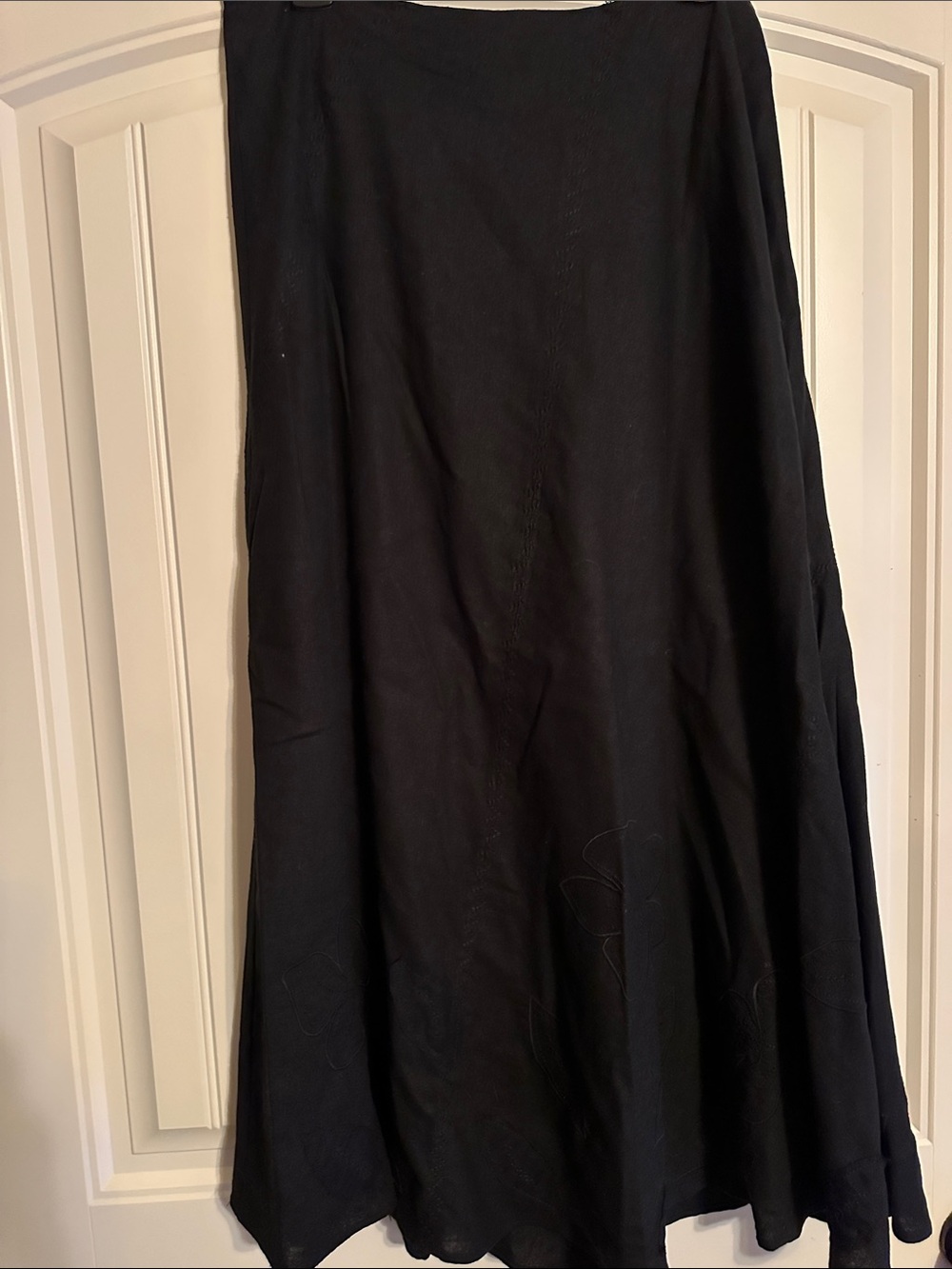 Tweeds Black Full A-Line Skirt
